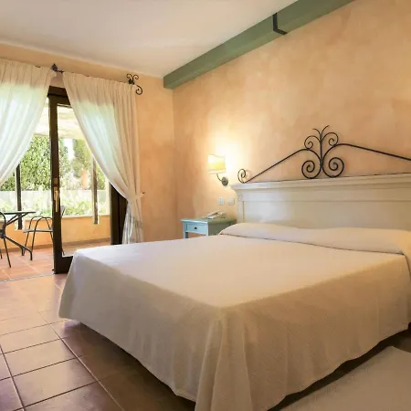 شقة In Sardegna With Swimming Pool *