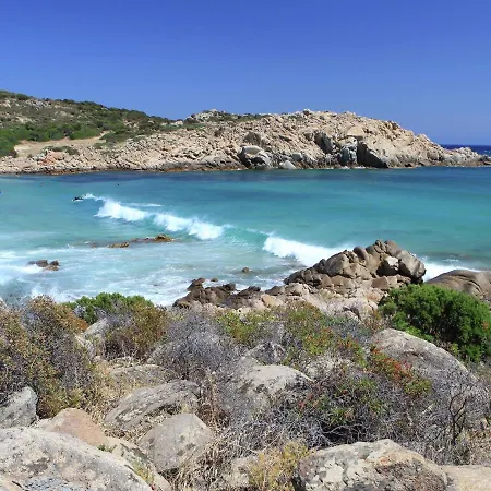 In Sardegna With Swimming Pool شقة