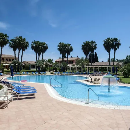 Apartment In Sardegna With Swimming Pool Pula