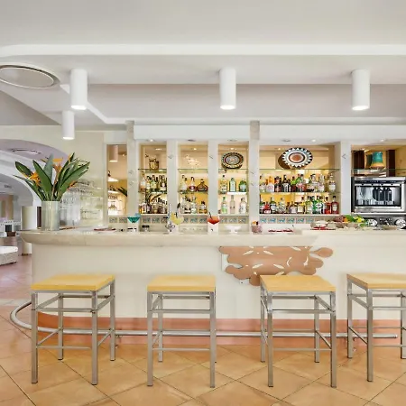 In Sardegna With Swimming Pool *